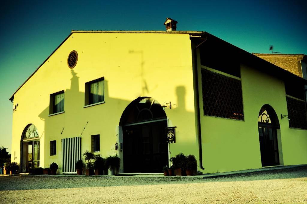 B&B Corte Cornalino Roverbella ภายนอก รูปภาพ