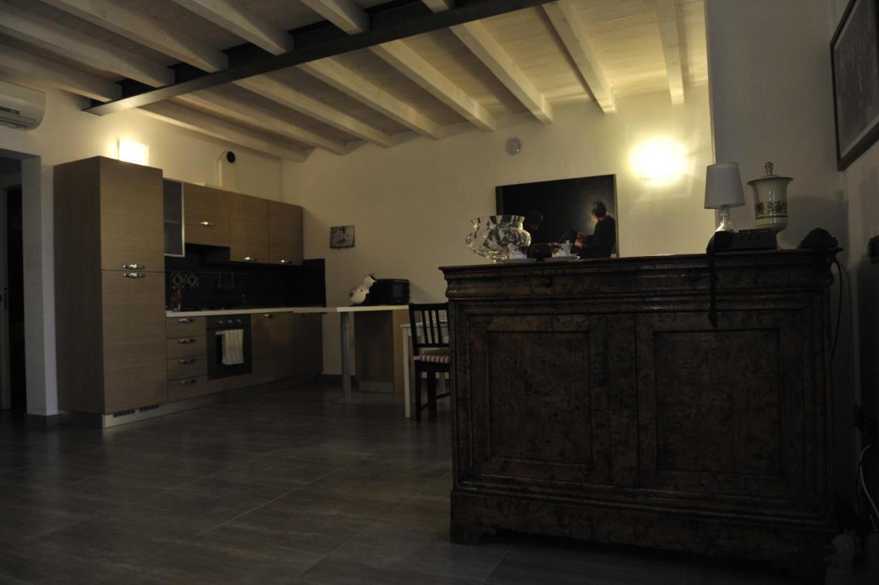 B&B Corte Cornalino Roverbella ภายนอก รูปภาพ